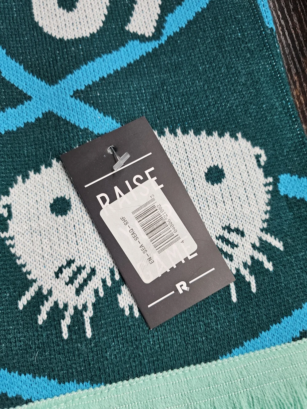 FIFA World Cup x Seattle Aquarium Scarf